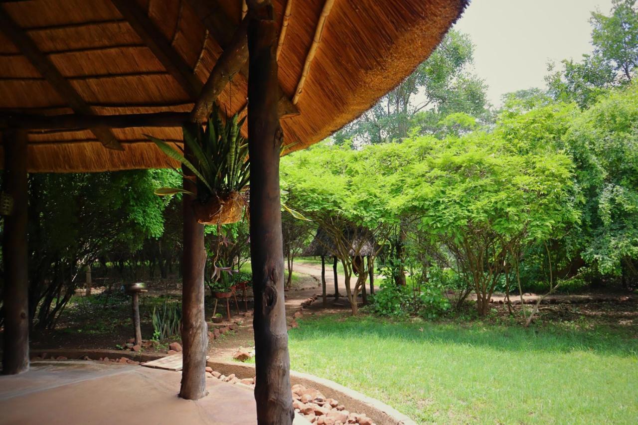 Munga Eco-Lodge ลิฟวิงสโตน ภายนอก รูปภาพ