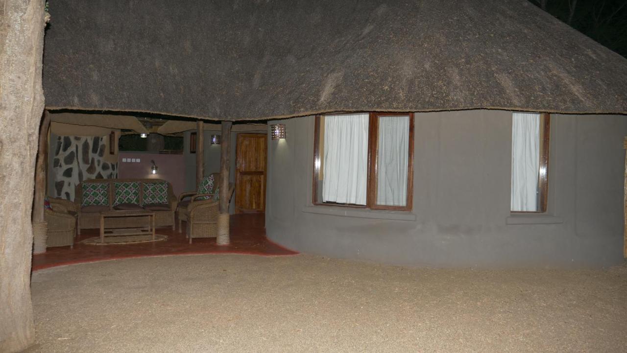 Munga Eco-Lodge ลิฟวิงสโตน ภายนอก รูปภาพ
